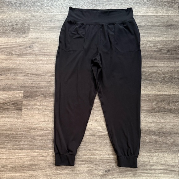 Crane Pants - Women's Black Joggers Size Large High rise Stretchy Pants